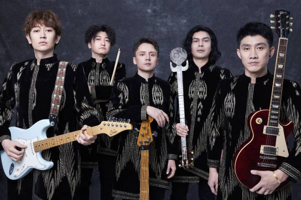 亿操盘 奥古孜乐队首张同名专辑《奥古孜》震撼发布